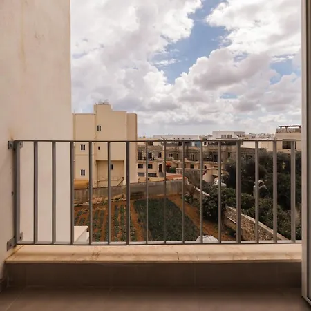 דירה Swieqi 3 Bedroom 1 Is-Swieqi